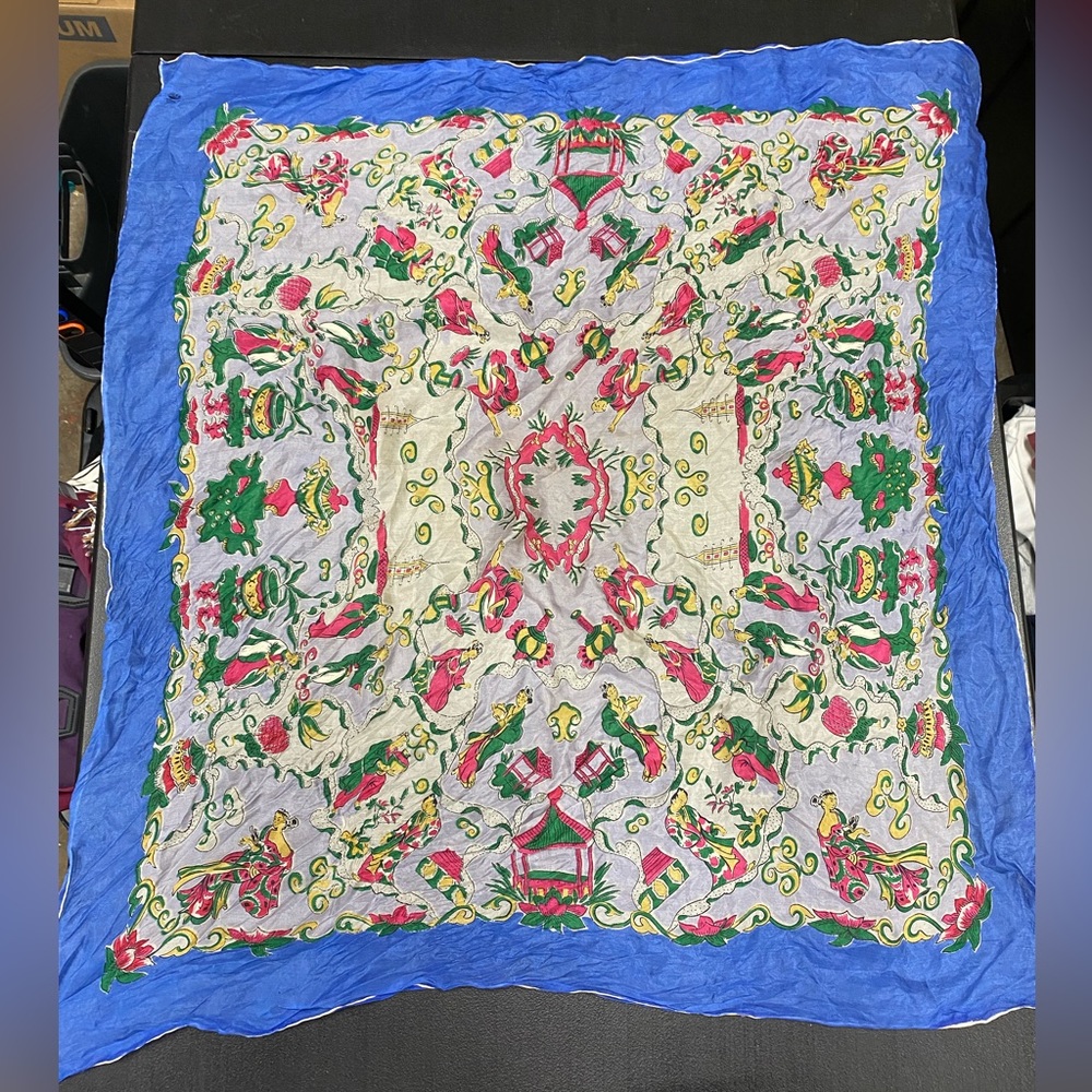 Vintage 1940’s 1950’s Japanese Geisha Girl Pagoda Silk Scarf MCM 32”x32” Rare